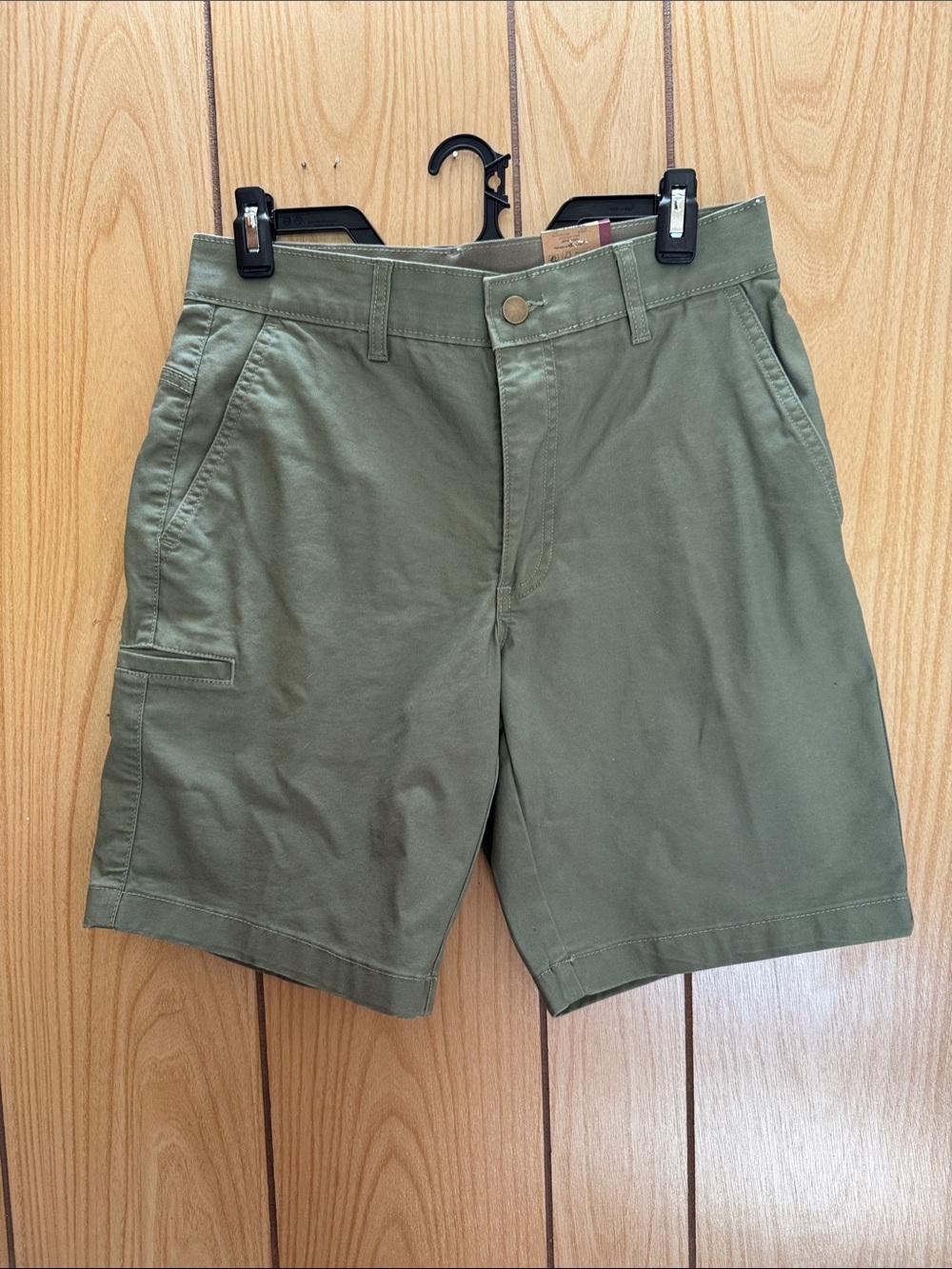Brahma Olive Green Cargo Shorts‎